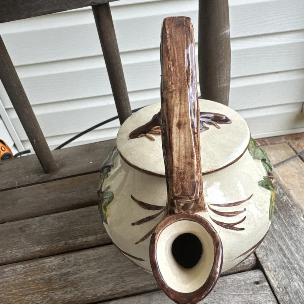 Vintage McCoy Teapot Raised‎ Ivy Pattern Whimsical Nature W/ Lid